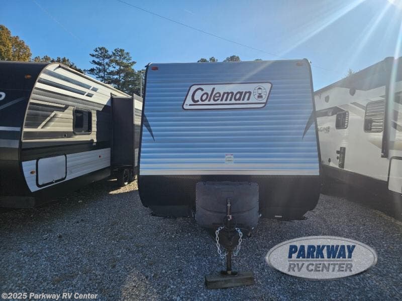 Used 2016 Coleman  Lantern Series 192RD available in Ringgold, Georgia