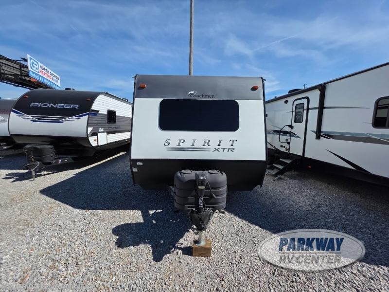 Used 2021 Coachmen Spirit XTR 2549BHX available in Ringgold, Georgia