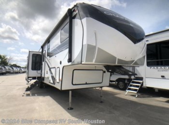 New 2022 Coachmen Chaparral CHF373MBRB available in Houston, Texas
