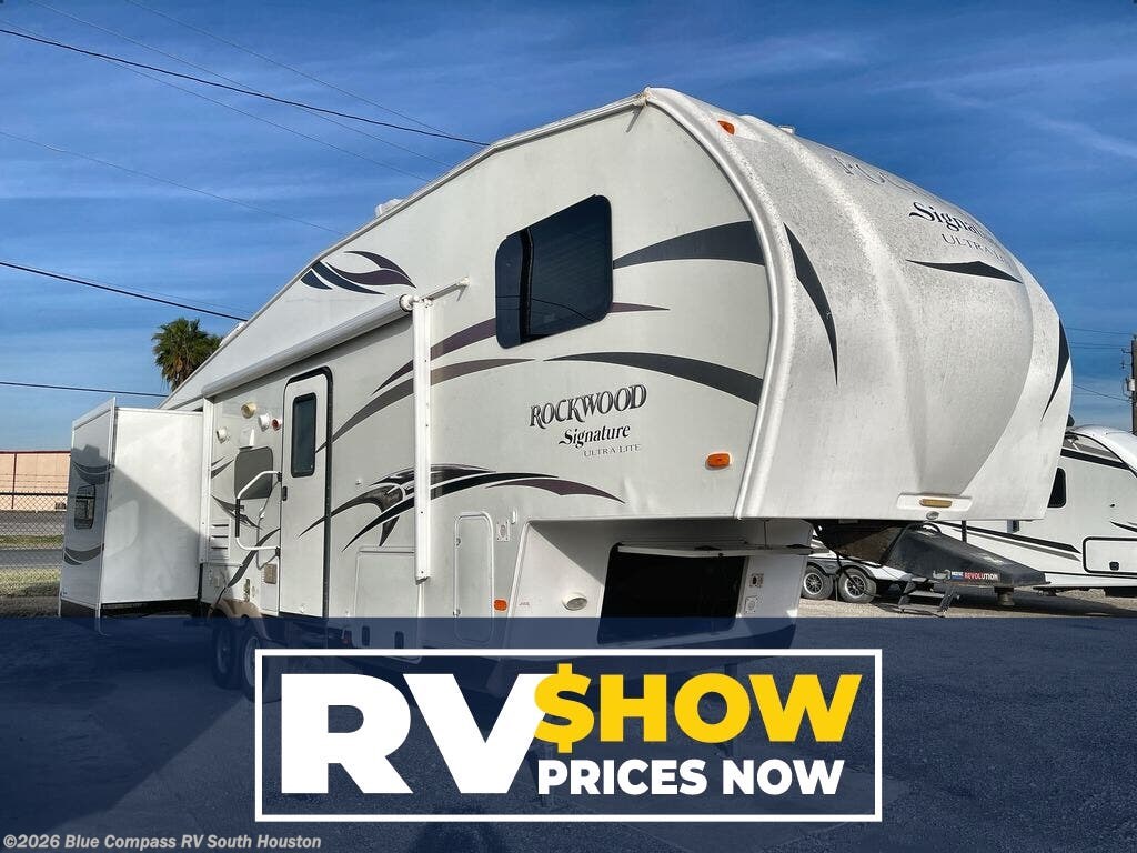 Used 2014 Forest River Rockwood Signature Ultra Lite 8281WS available in Alvin, Texas