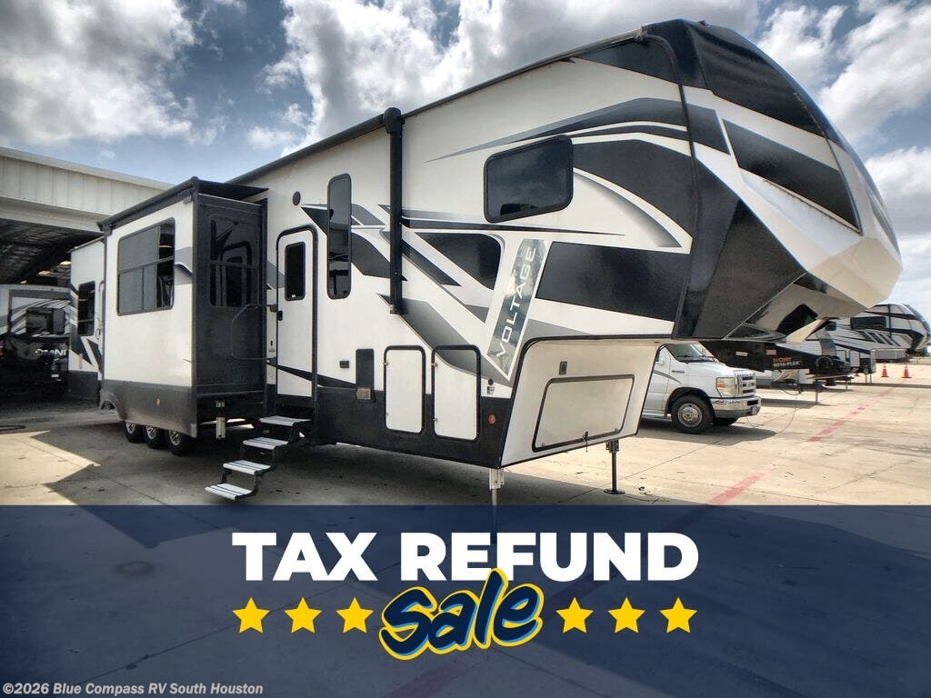 Used 2022 Dutchmen Triton 3911 available in Alvin, Texas