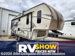 Used 2019 Forest River Flagstaff 524RLBS available in Alvin, Texas