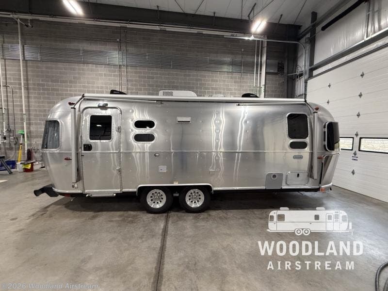 Used 2025 Airstream Globetrotter 25FB Twin available in Grand Rapids, Michigan