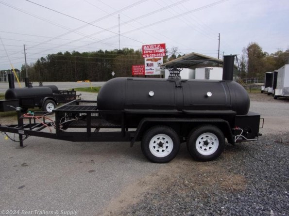 2021 Miscellaneous Bubba Grills 500R612 Reverse Flow BBQ smoker trail available in Byron, GA
