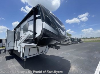 New 2022 Keystone Raptor 423 available in Fort Myers, Florida
