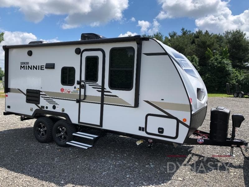 2021 Winnebago Micro Minnie 2108FBS