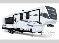 New 2025 Palomino Columbus 388FKH available in Bunker Hill, Indiana