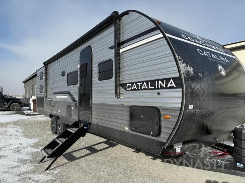 New 2026 Coachmen Catalina Legacy Edition 293QBCK available in Bunker Hill, Indiana