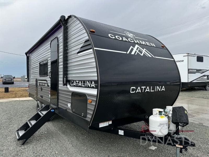 New 2026 Coachmen Catalina Summit Series 8 221MKE available in Bunker Hill, Indiana