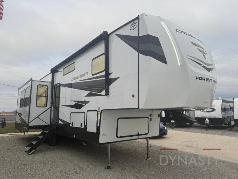 New 2026 Prime Time Crusader KING33 available in Bunker Hill, Indiana