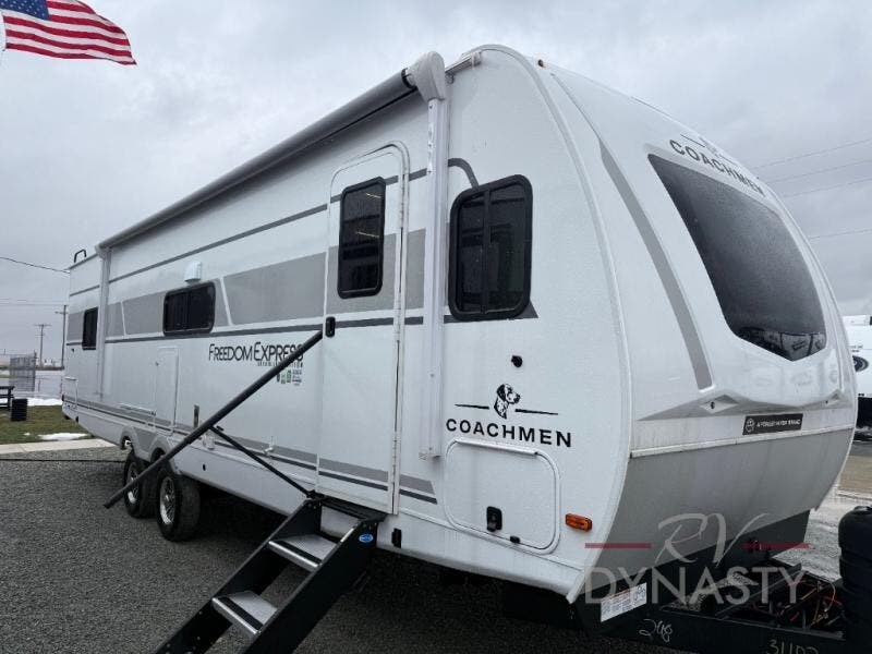 New 2025 Coachmen Freedom Express Ultra Lite 298FDS available in Bunker Hill, Indiana