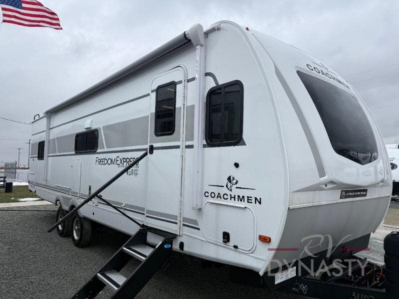 New 2025 Coachmen Freedom Express Ultra Lite 298FDS available in Bunker Hill, Indiana