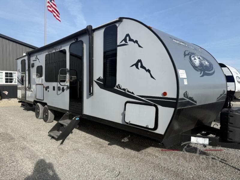 Used 2022 Forest River Cherokee Black Label 274BRBBL available in Bunker Hill, Indiana