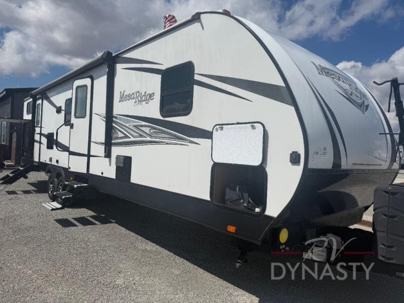 Used 2018 Highland Ridge Mesa Ridge Lite Mesa  Ridge Lite MR3310BH available in Bunker Hill, Indiana