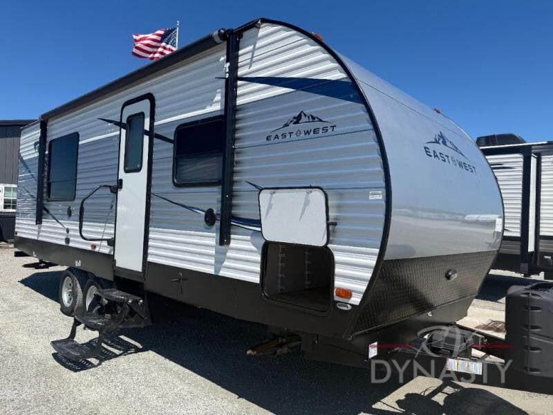 Used 2019 East to West Della Terra 25KRB available in Bunker Hill, Indiana