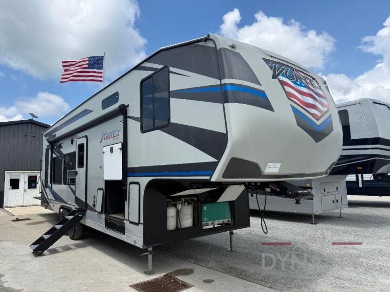 Used 2022 Genesis Supreme Vortex 3016IKS available in Bunker Hill, Indiana