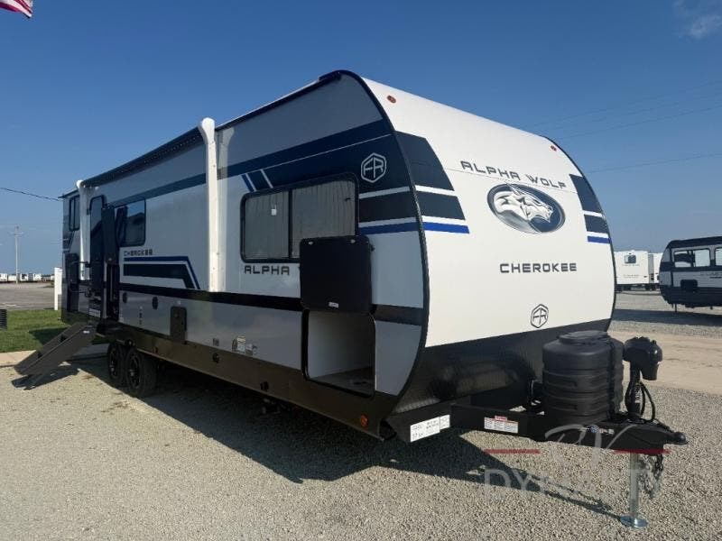 New 2027 Forest River Cherokee Alpha Wolf 27BHX-L available in Bunker Hill, Indiana
