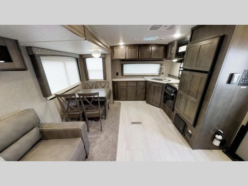 Used 2020 Forest River Flagstaff Super Lite 26FKBS available in Bunker Hill, Indiana