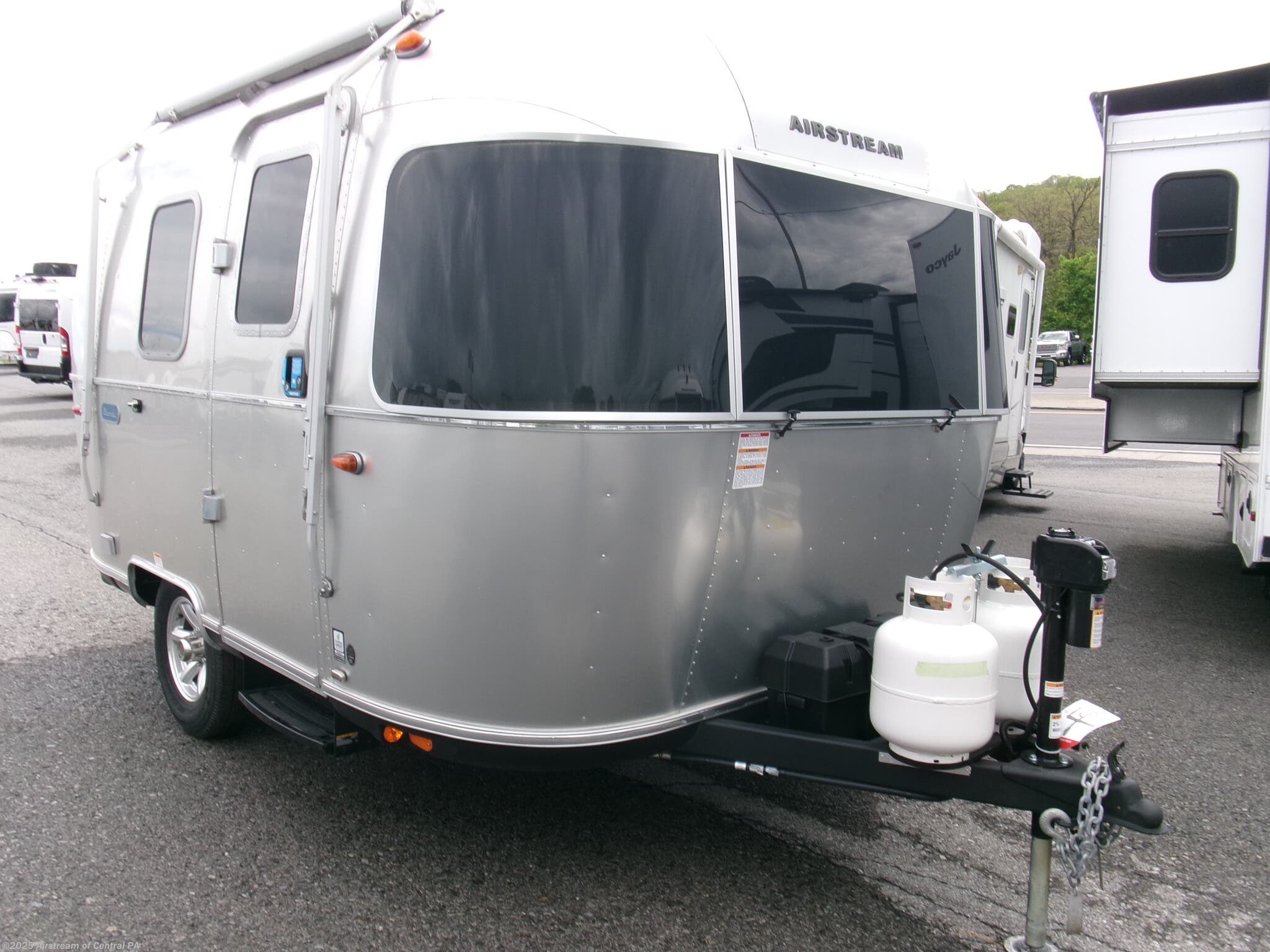 New 2025 Airstream Bambi 16RB available in Duncansville, Pennsylvania