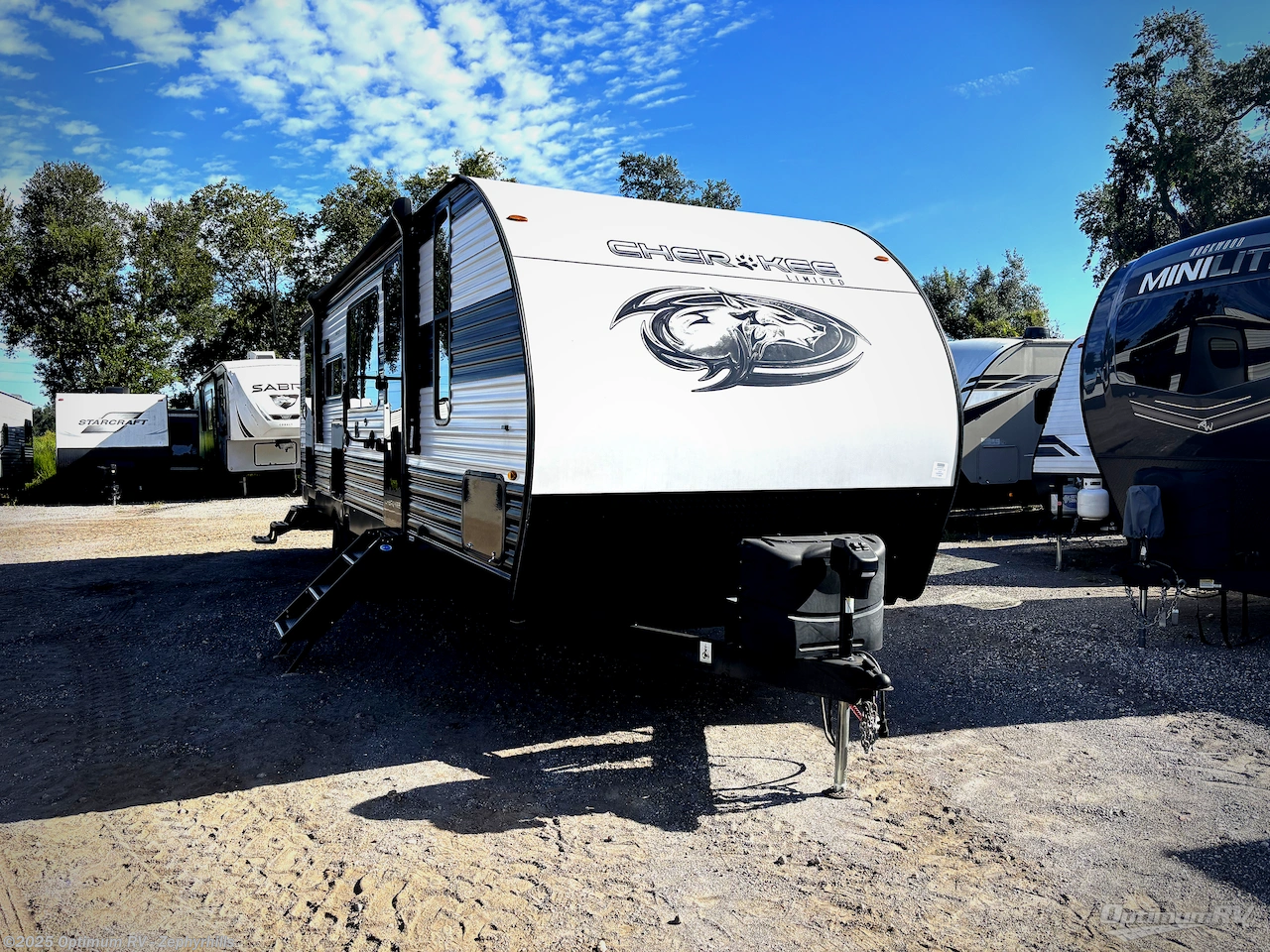 Used 2023 Forest River Cherokee 274BRB available in Zephyrhills, Florida