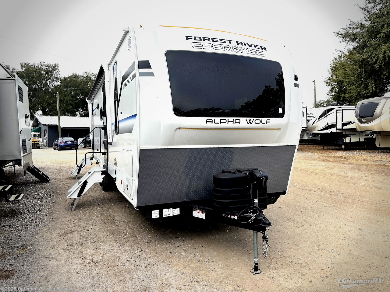 New 2026 Forest River Cherokee Alpha Wolf 26DBH available in Zephyrhills, Florida