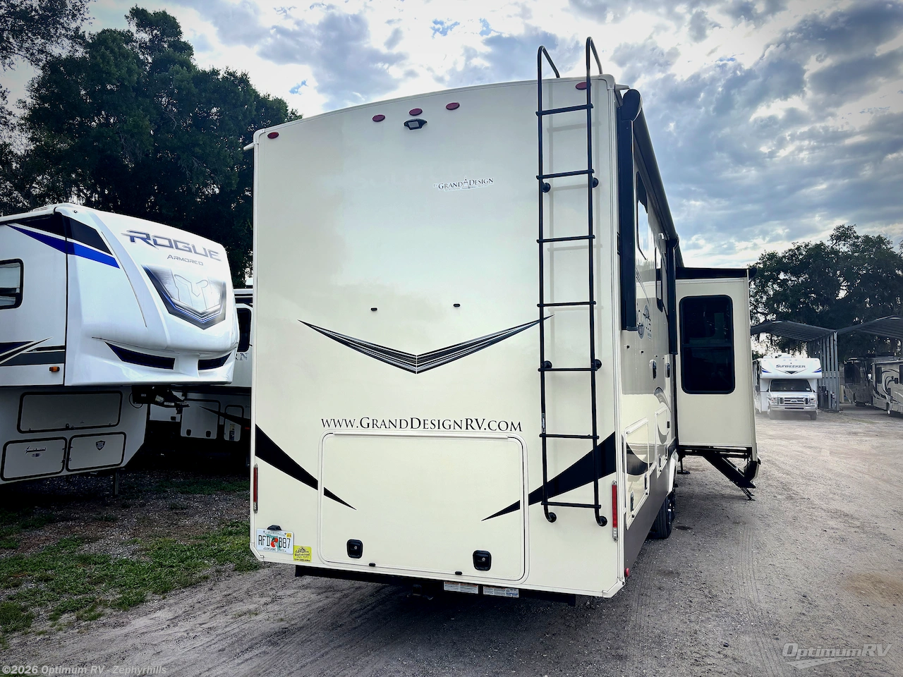 Used 2021 Grand Design Solitude 380FL available in Zephyrhills, Florida