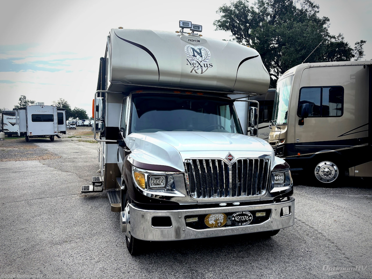 Used 2018 Nexus Phantom 32SC available in Zephyrhills, Florida
