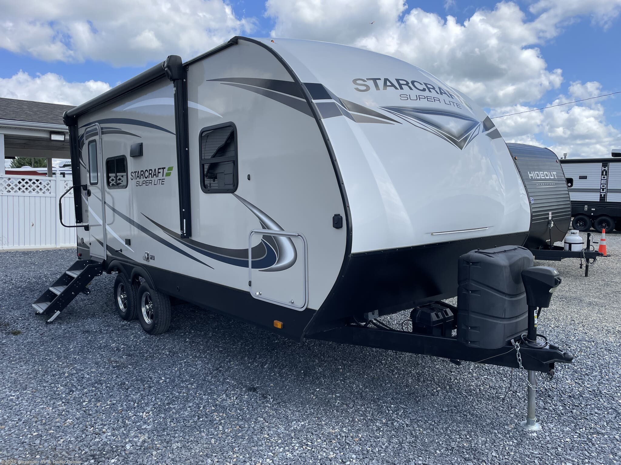Used 2021 Starcraft Super Lite 212-FB available in Clayton, Delaware