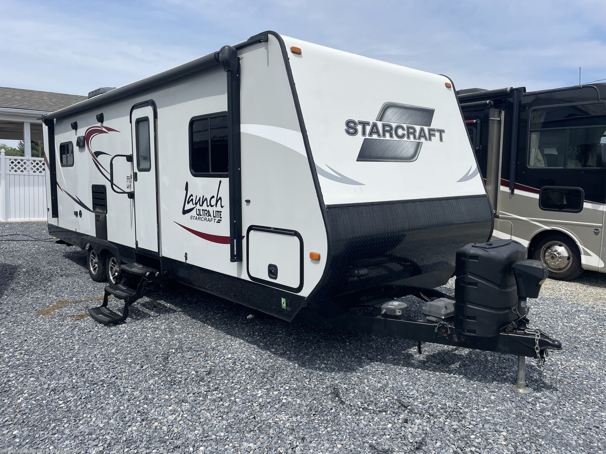 Used 2015 Starcraft Launch Ultra Lite 24RLS available in Clayton, Delaware