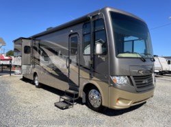 Used 2015 Newmar Bay Star 3124 available in Clayton, Delaware