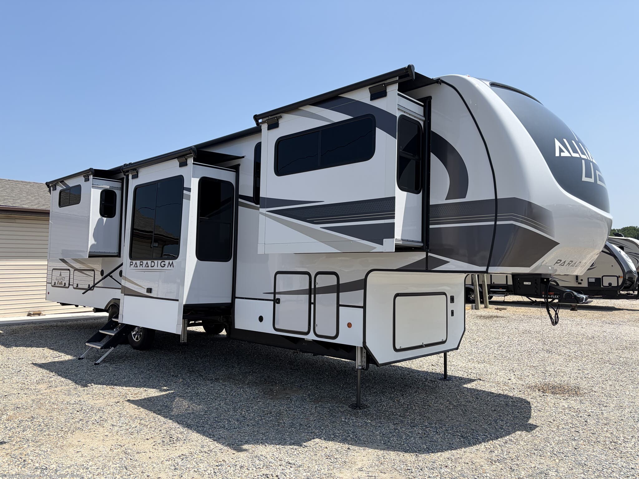 Used 2023 Alliance RV Paradigm 385FL available in Clayton, Delaware