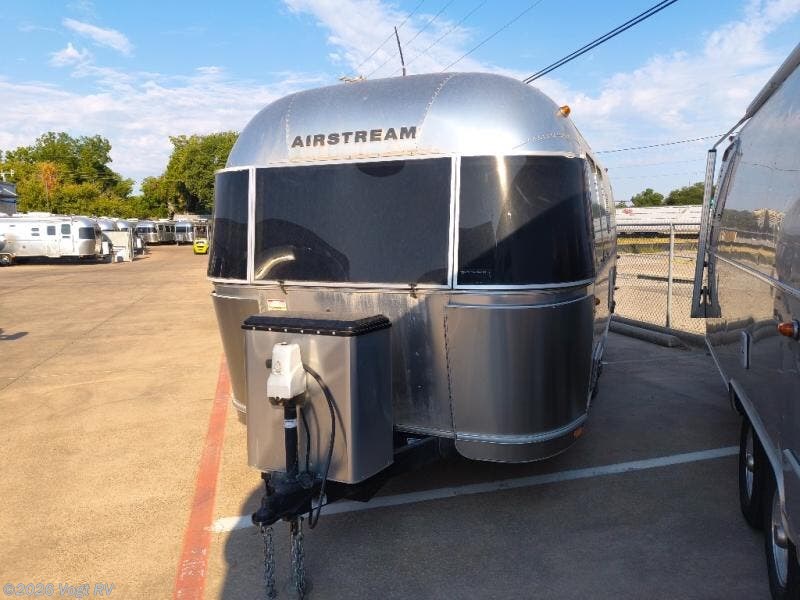 Used 2019  Airstream Flying Cloud 23CB by Airstream from Vogt RV in Fort Worth, TX