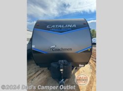 Used 2022 Coachmen Catalina Legacy 323BHDSCK available in Gulfport, Mississippi