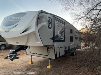 Used 2020 Coachmen Chaparral Lite 30BHS available in Blossom, Texas