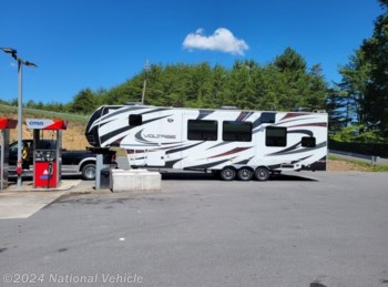 Used 2014 Dutchmen Voltage Toy Hauler 3600 available in Martinsburg, West Virginia
