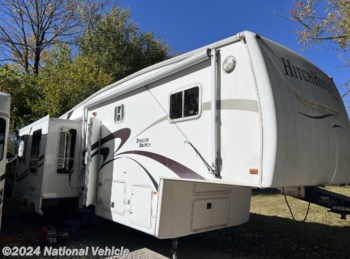 Used 2007 Nu-Wa Hitchhiker Discover America 32LKTG available in Chapel Hill, North Carolina