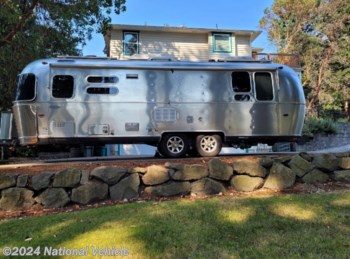 Used 2015 Airstream Flying Cloud 28 available in Auburn, Washington