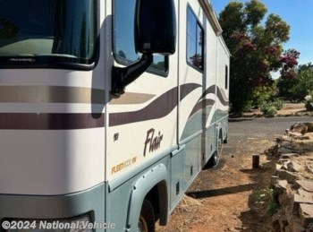 Used 2000 Fleetwood Flair 31A available in Paradise, California