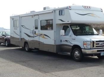Used 2008 Winnebago Outlook 31H available in Taylors, South Carolina