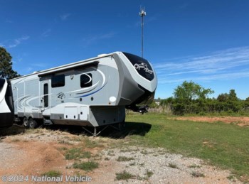 Used 2016 Highland Ridge  3X 427BHS available in Chickasha, Oklahoma