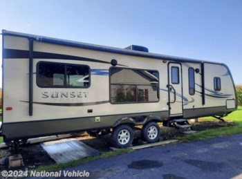 Used 2012 CrossRoads Sunset Trail 30RK available in Saginaw, Michigan