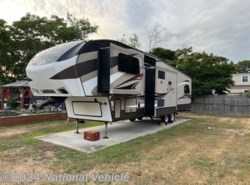 Used 2015 Keystone Cougar 337FLS available in Shirley, New York