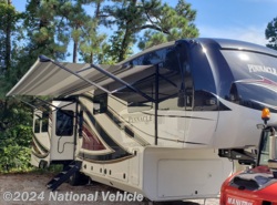 Used 2018 Jayco Pinnacle 37MDQS available in Clermont, Florida