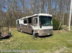 Used 2000 Fleetwood Discovery 34Q available in Marshalls Creek, Pennsylvania
