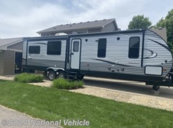 Used 2017 Coachmen Catalina Legacy 333RETS available in Farmington, Minnesota