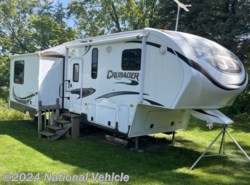 Used 2013 Prime Time Crusader 290RLT available in Casnovia, Michigan