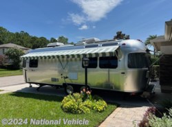 Used 2018 Airstream Tommy Bahama 27FB Queen available in Odessa, Florida