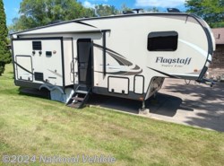 Used 2019 Forest River Flagstaff Super Lite 528CKWS available in Guttenberg, Iowa