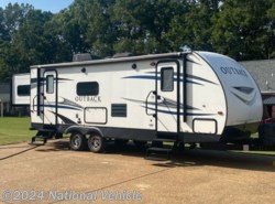 Used 2018 Keystone Outback Ultra-Lite 250URS available in Hernando, Mississippi