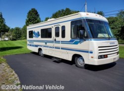 Used 1993 Winnebago Brave 27RQ available in Chittenango, New York